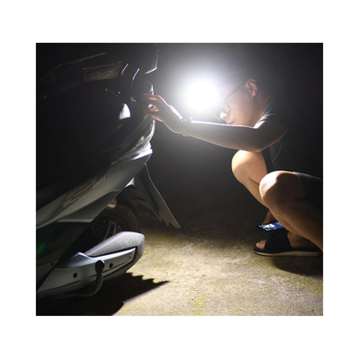 G13A lighting product